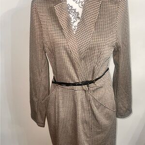 Max Studio Houndstooth Long Sleeve Dress - Black and Tan